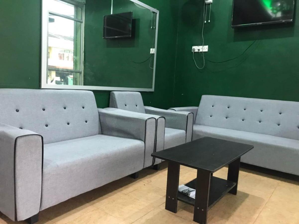 Oyo 90361 Motel Inapan Mahsuri Jitra Extérieur photo